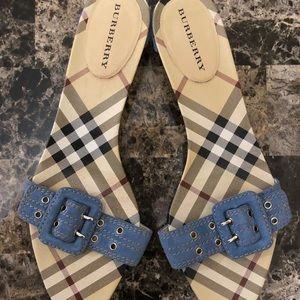Burberry Buckle Slides
